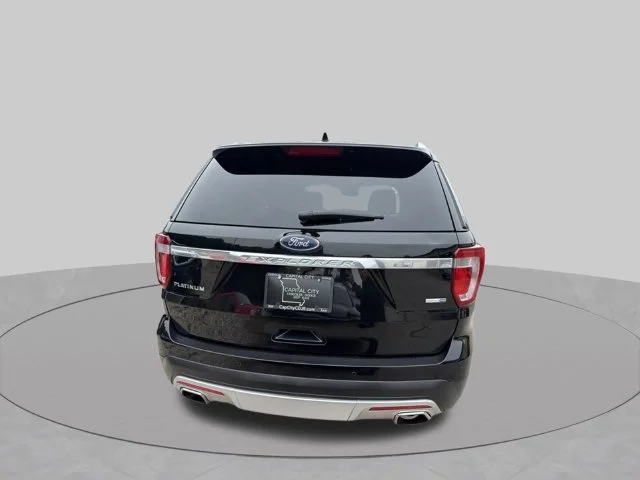 Used 2017 Black Ford Platinum image 4
