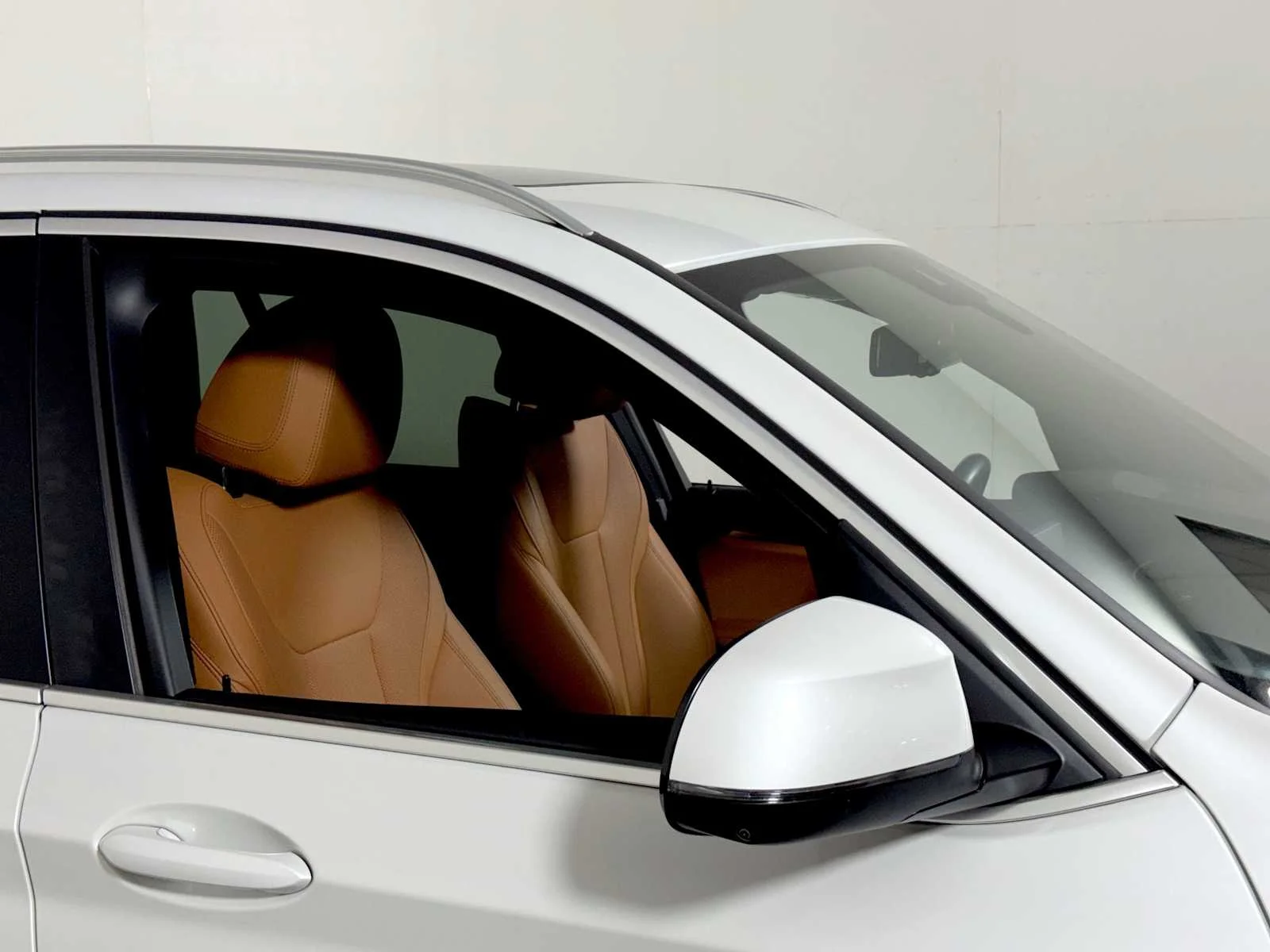 Certified Used 2024 Mineral White Metallic BMW xDrive30i image 30