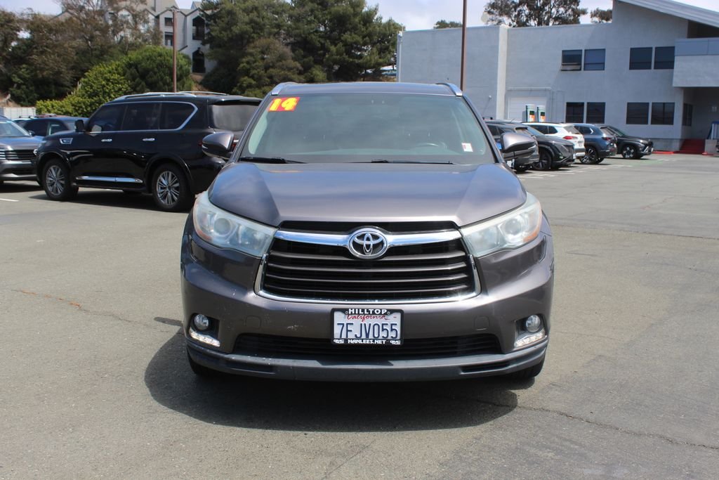 Used 2014 Gray Toyota Limited image 4