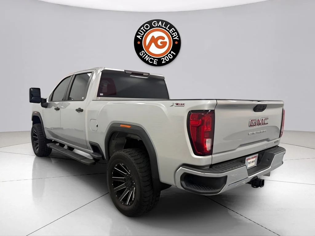 Used 2020 Silver GMC Base image 5