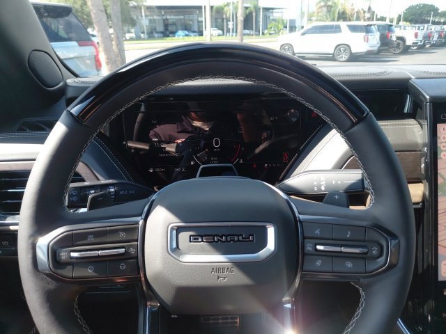 New 2026 Glacier White Tricoat GMC Denali Ultimate image 30