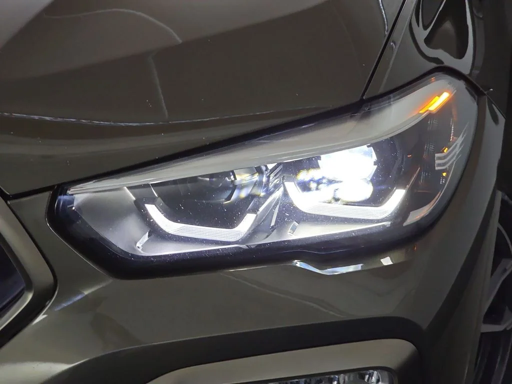 Used 2020 Manhattan Green Metallic BMW M50i image 33