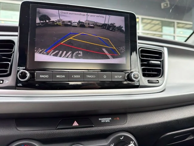 Used 2021 White Kia S image 13