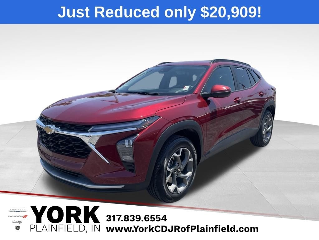 Used 2025 Red Chevrolet LT image 1