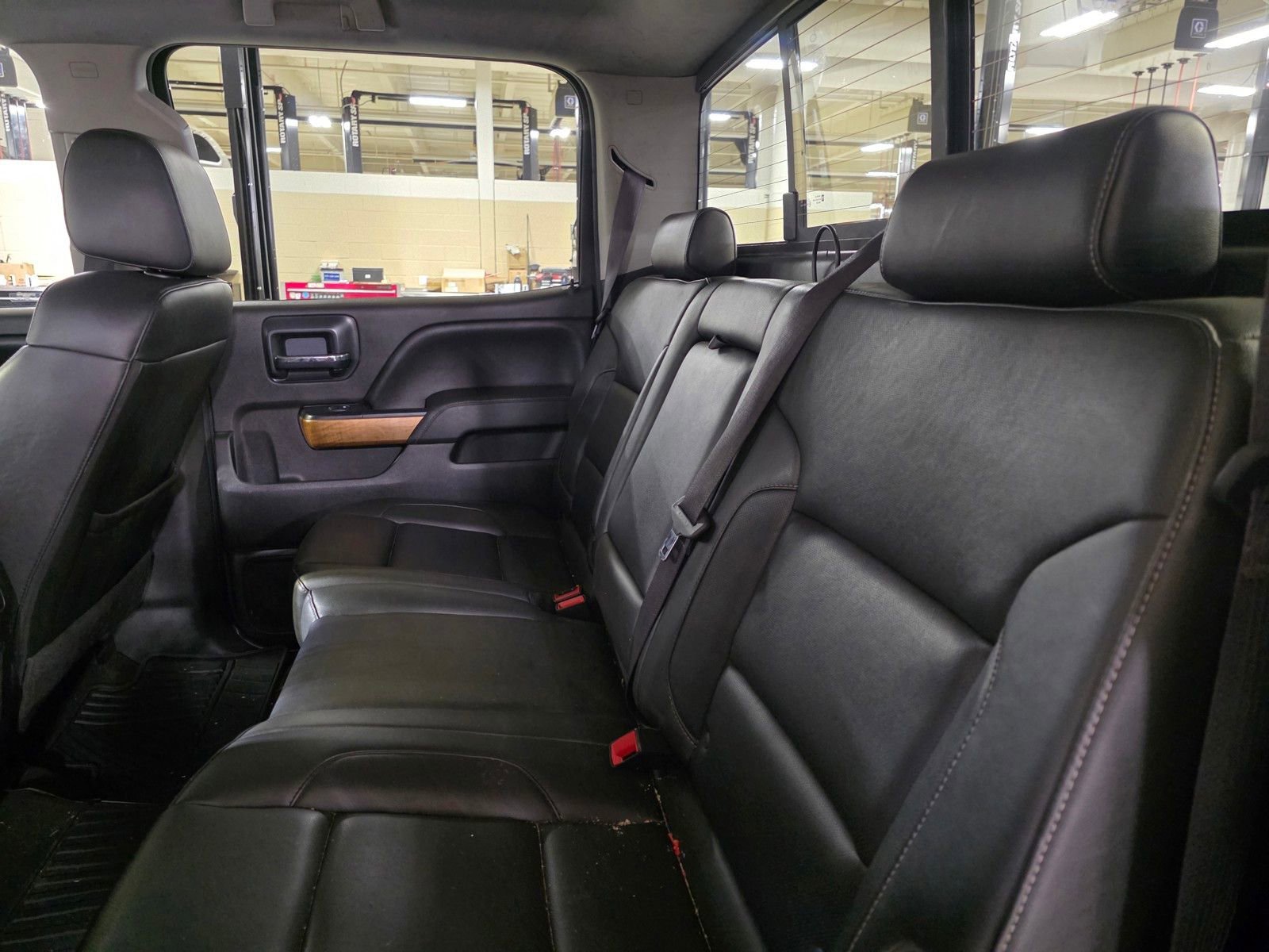 Used 2016 TUNGSTEN METALLIC Chevrolet LTZ image 11