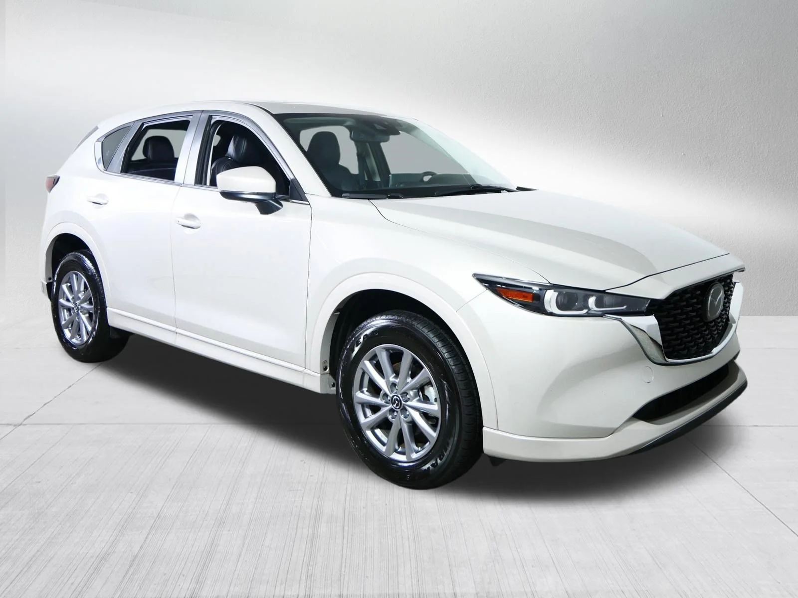 Used 2025 Platinum Quartz Metallic Mazda 2.5 S Preferred Package image 1