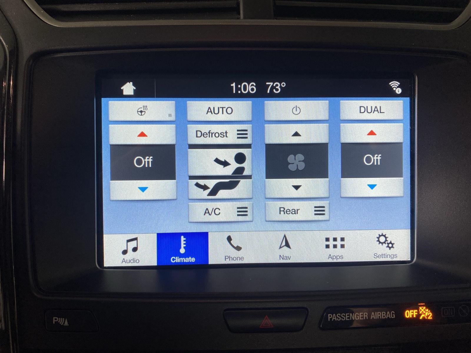 Used 2018 Shadow Black Ford XLT image 30