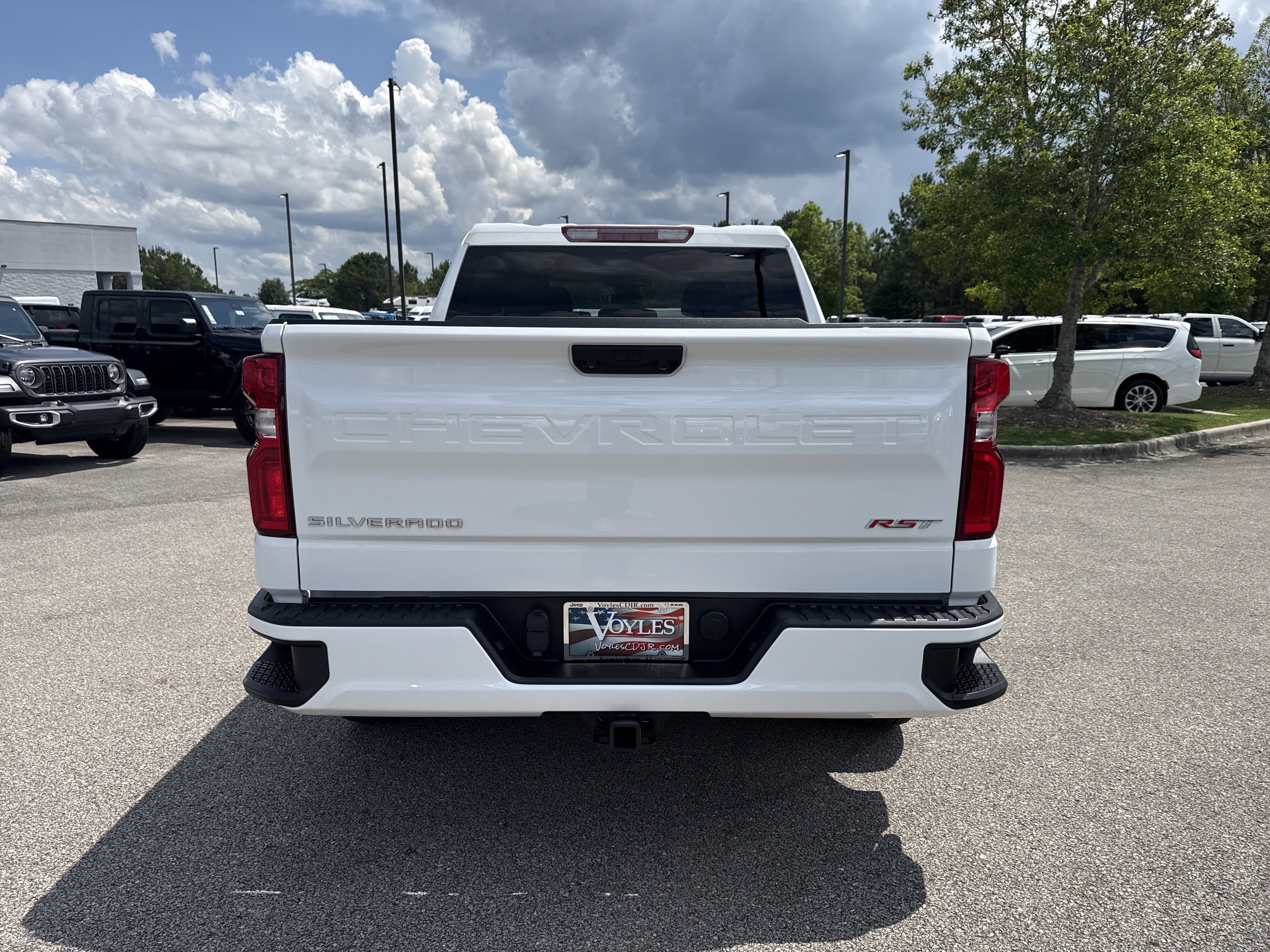 2023 Chevrolet Silverado 1500 RST - Photo 6