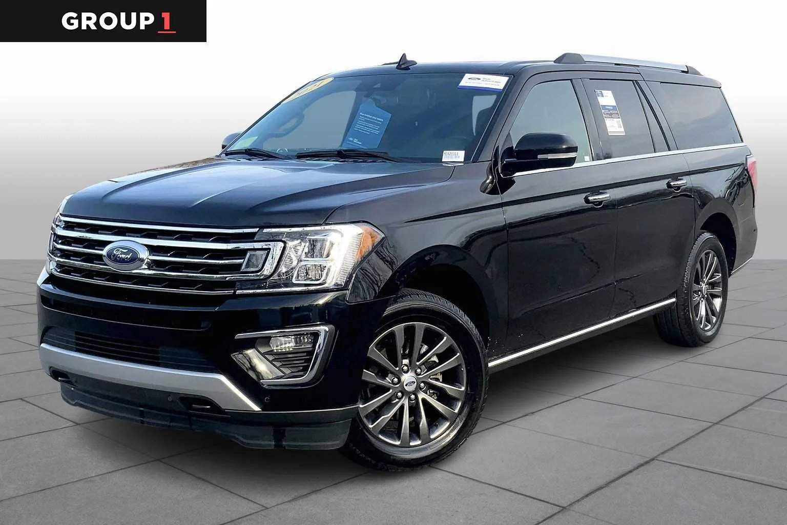 2021 Ford Expedition Limited's photo