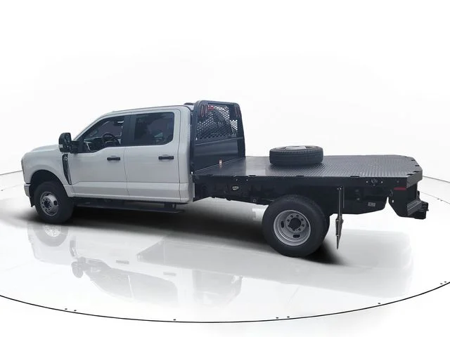 New 2026 Oxford White Ford XL image 4