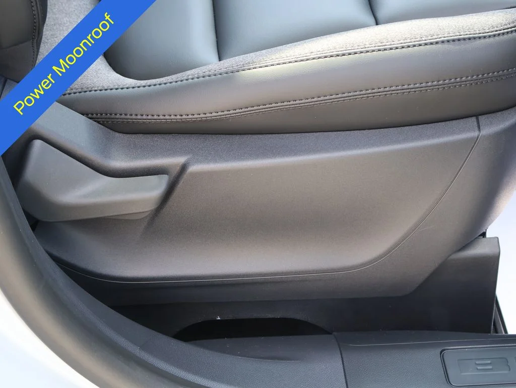 New 2026 Space White Metallic Ford Big Bend® image 11