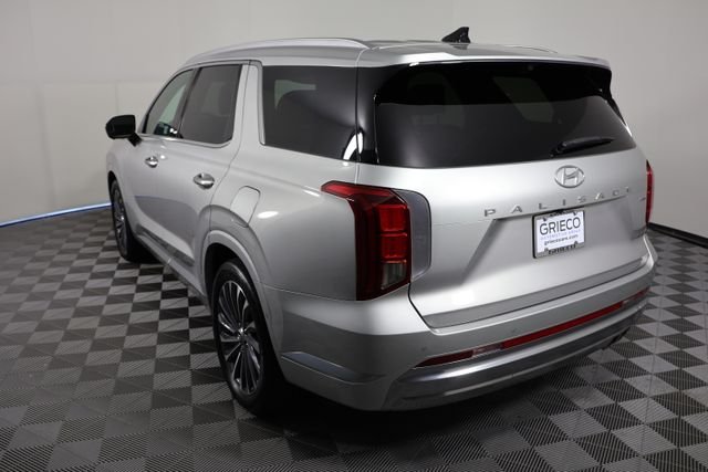 Used 2024 Silver Hyundai Calligraphy image 6