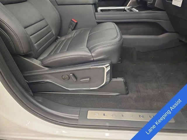 New 2026 Star White Metallic Tri-Coat Ford F-350® Platinum® image 11