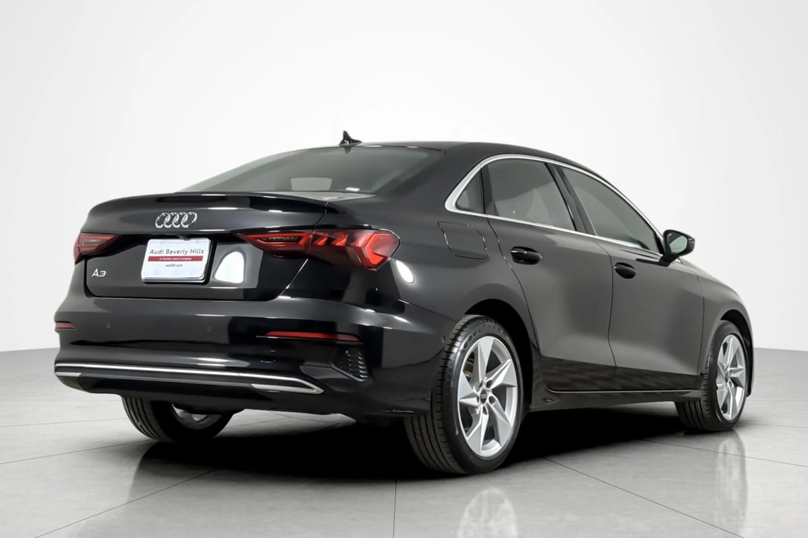 Used 2023 Mythos Black Metallic Audi Premium Plus 40 TFSI image 5
