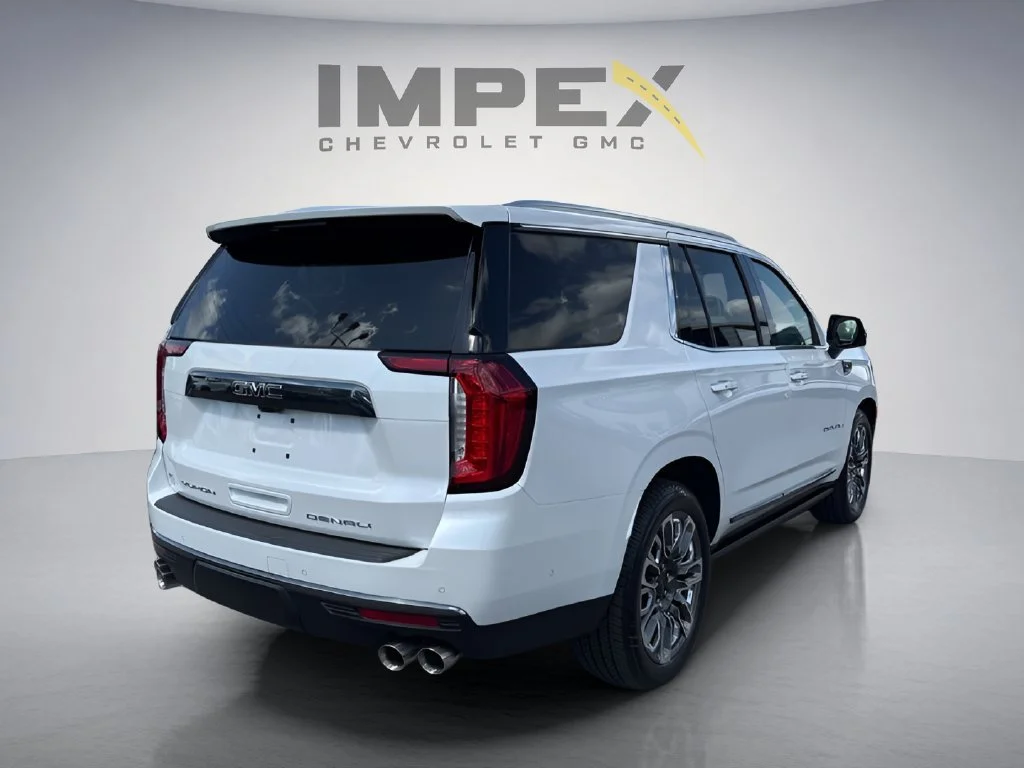 Used 2023 WHITE FROST TRICOAT GMC Denali Ultimate image 5