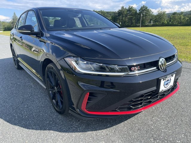 Used 2025 Black Volkswagen Autobahn image 6