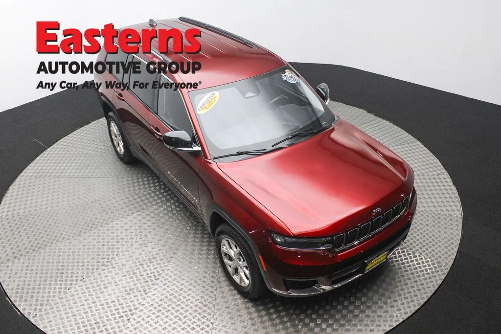 Used 2021 Red Jeep Limited image 3