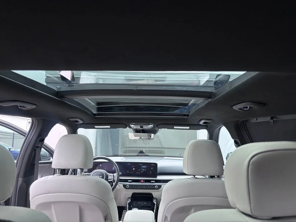 Used 2025 Gray Kia SX Prestige image 26