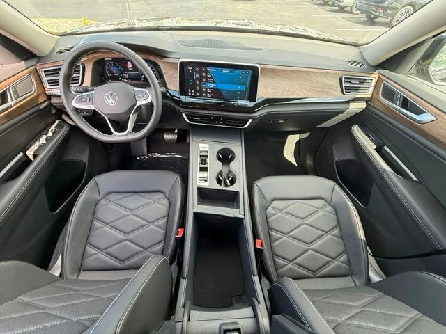 New 2026 Black Volkswagen 2.0T SE image 14