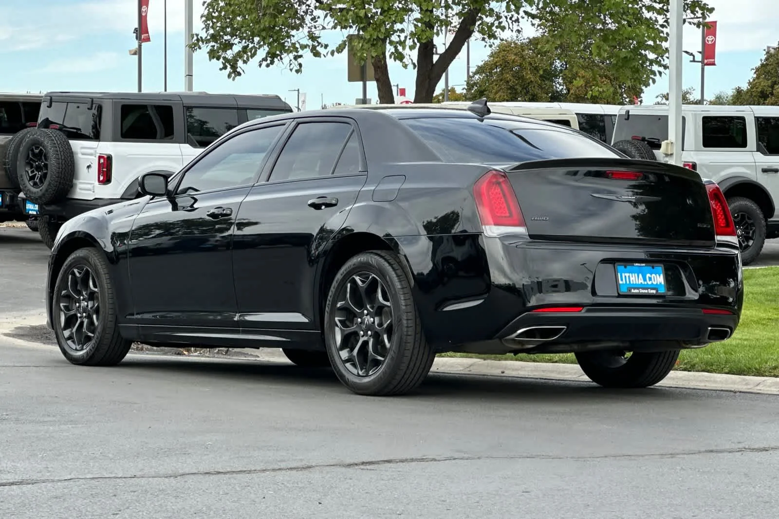 Certified Used 2021 Gloss Black Chrysler Touring L image 6