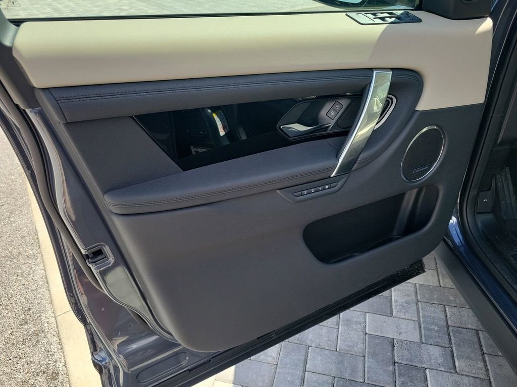 2025 Land Rover Discovery Sport S - Photo 23