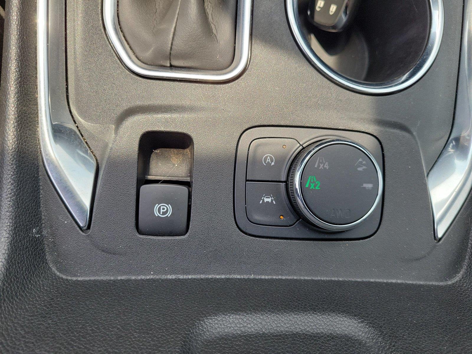 Used 2022 Northsky Blue Metallic Chevrolet LT Cloth image 35