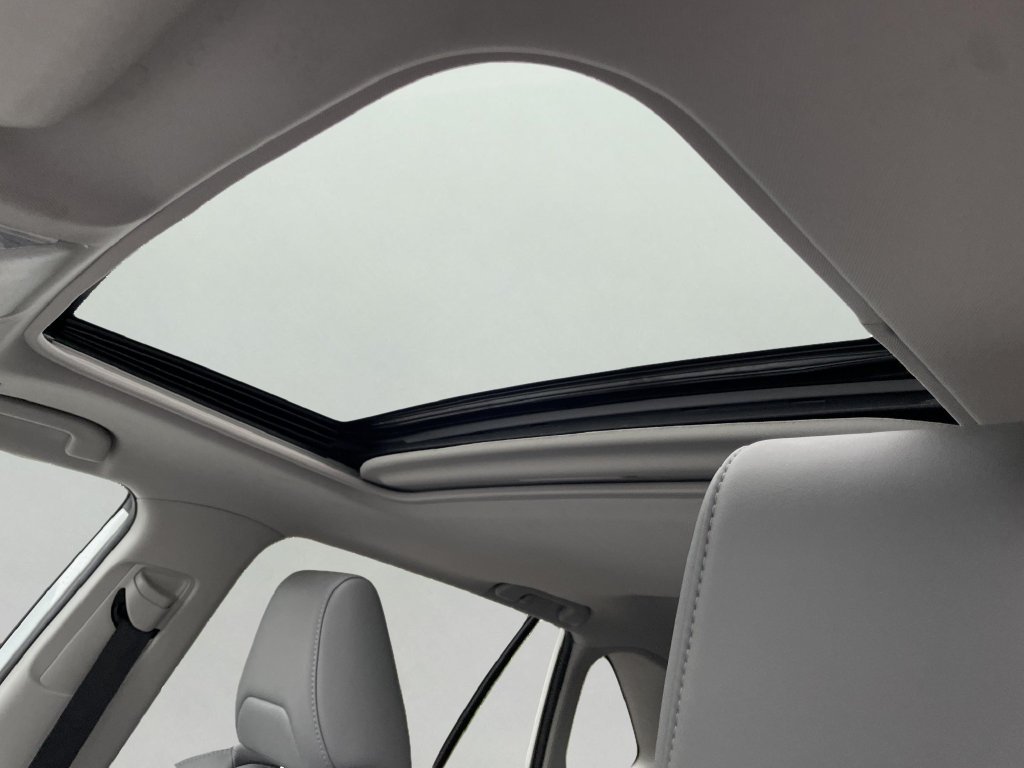 Certified Used 2024 Pearl Toyota XLE Premium image 24