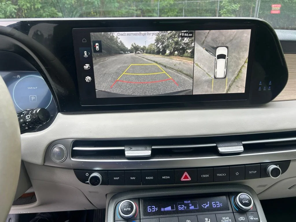 Used 2023 White Hyundai Limited image 18