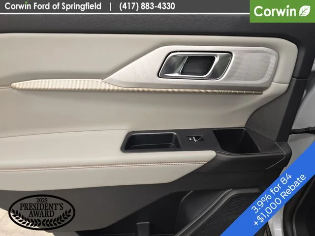New 2026 Space White Metallic Ford Active image 21