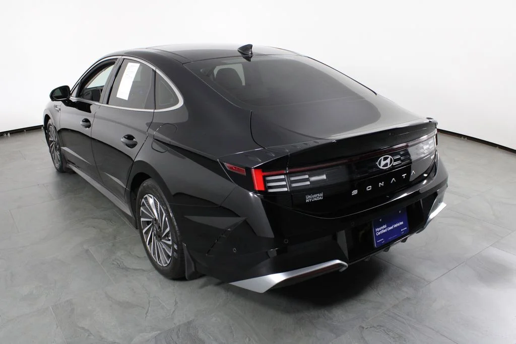 Certified Used 2024 Black Hyundai Limited image 4