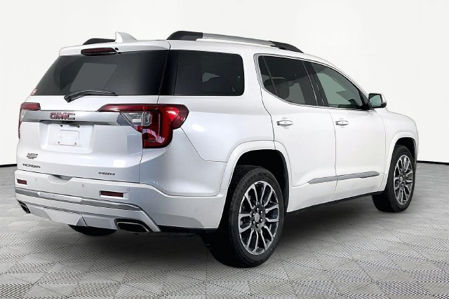 Used 2020 White GMC Denali image 3