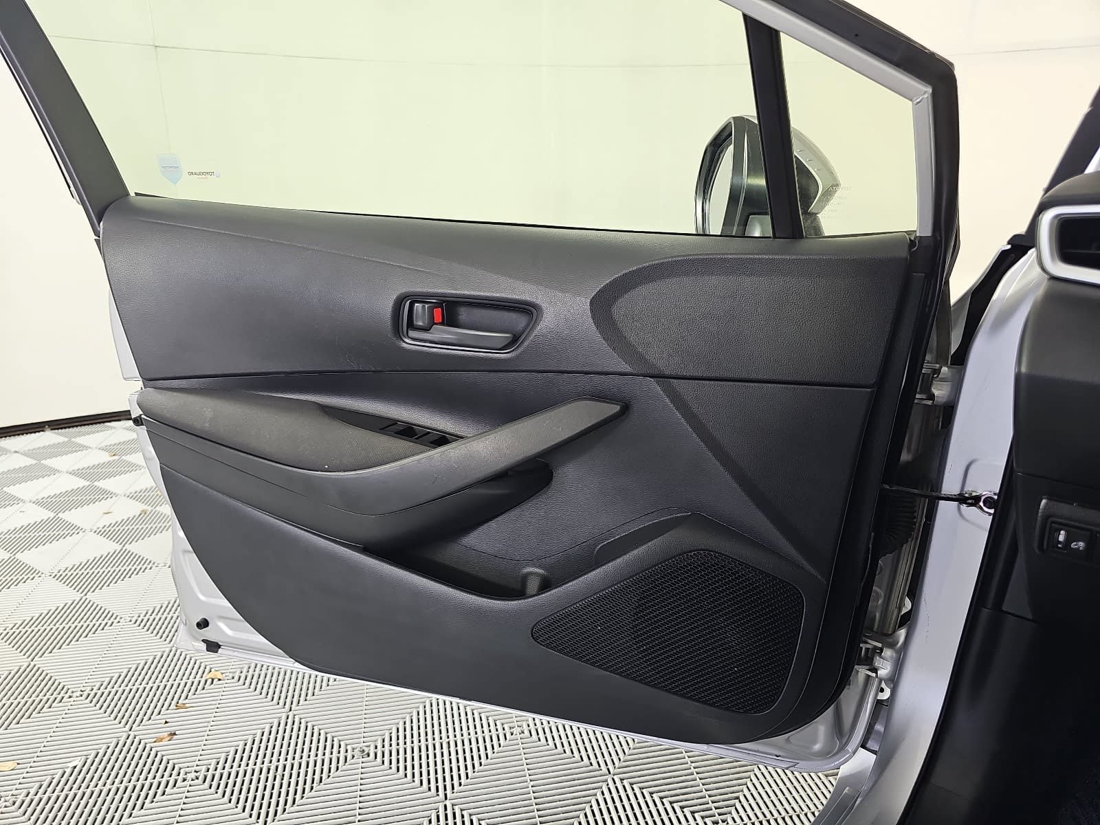 Used 2023 Silver Toyota LE image 23