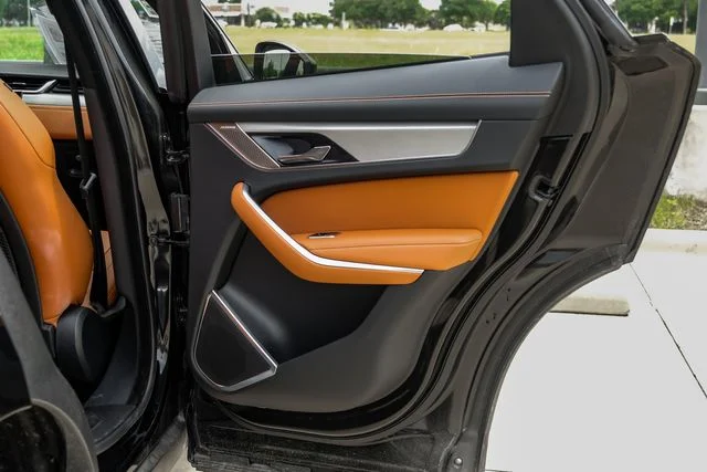 2026 Jaguar F-Pace R-Dynamic S - Photo 54