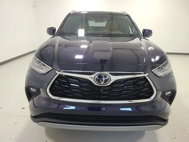 New 2026 Blueprint Toyota Platinum image 2