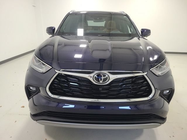 New 2026 Blueprint Toyota Platinum image 2