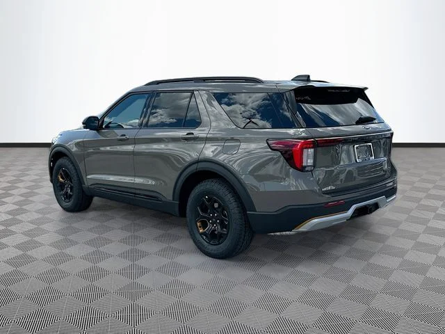 New 2026 Gray Ford Tremor image 4