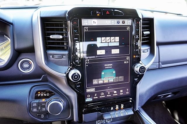 New 2026 Bright White Clear-Coat Exterior Paint RAM Big Horn Night Edition image 31