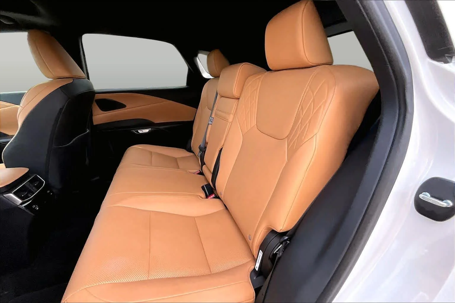 Certified Used 2026 EMINENT WHITE PEARL Lexus  image 21