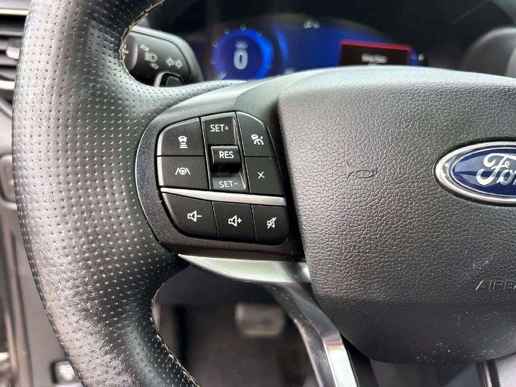 Used 2020 Magnetic Ford ST image 25