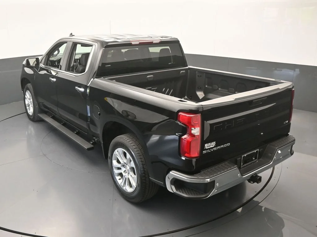 Used 2026 Black Chevrolet LTZ image 58