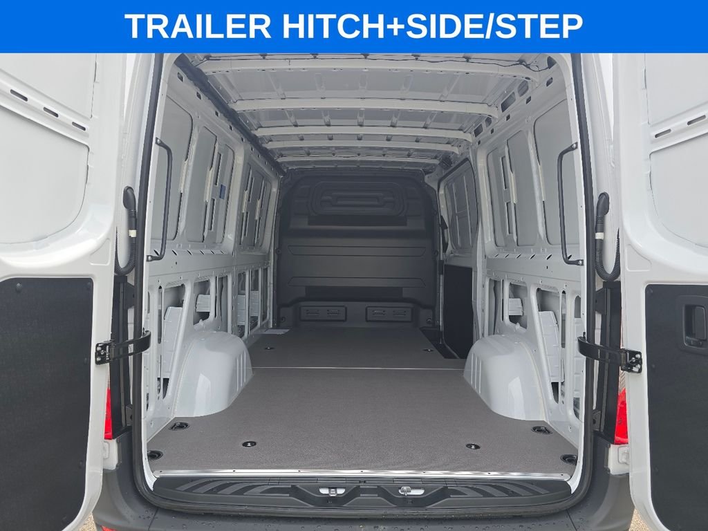 New 2026 Arctic White Mercedes-Benz Cargo 144 WB image 13