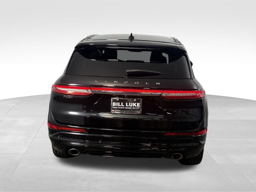Used 2024 Black Metallic Lincoln Grand Touring image 6