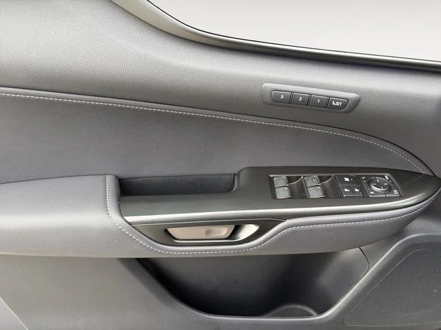 Used 2025 Silver Lexus 350h Premium image 10