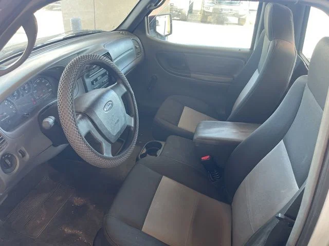 Used 2008 Silver Ford XL image 5