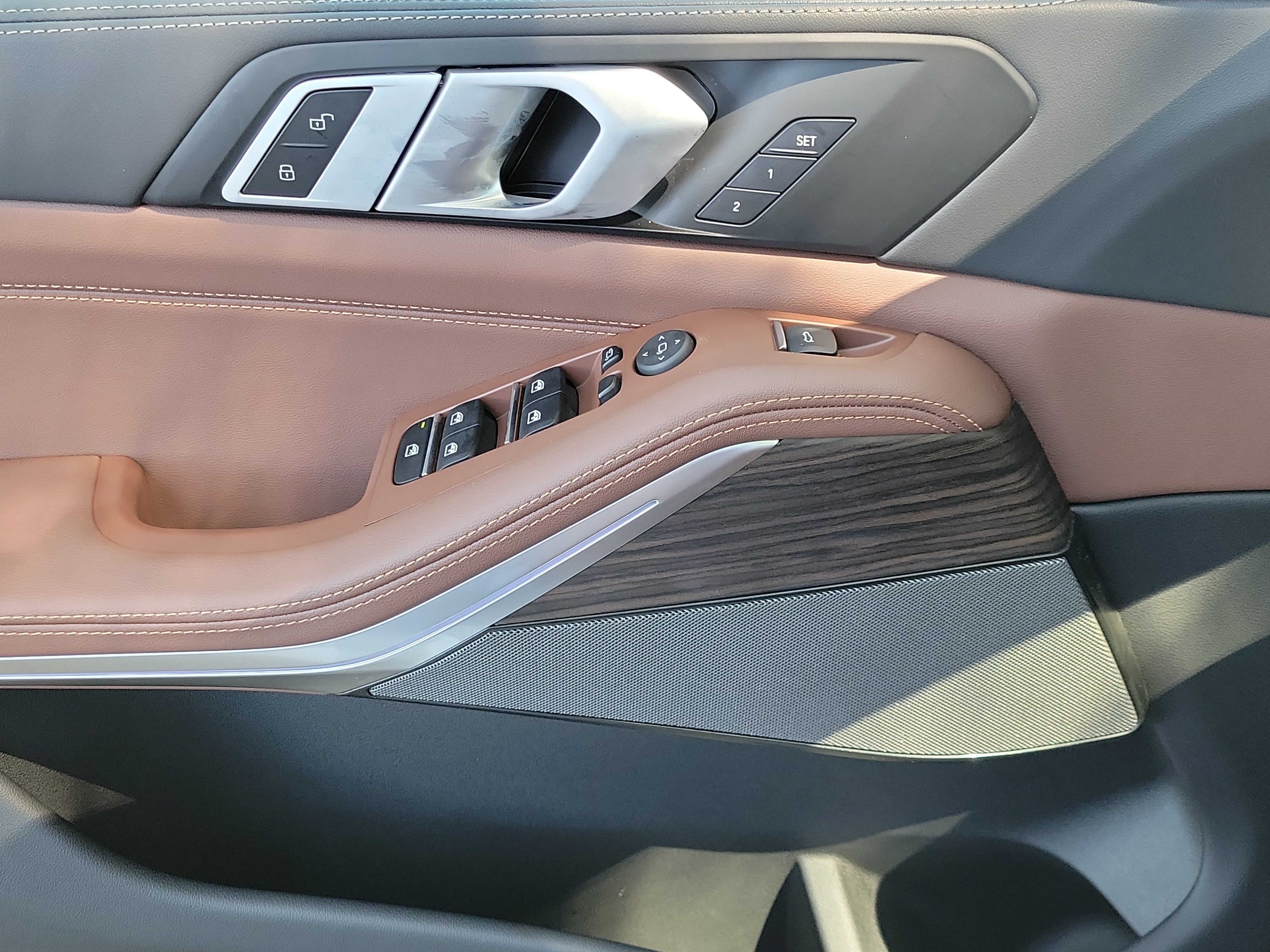 New 2026 Alpine White BMW sDrive40i image 16