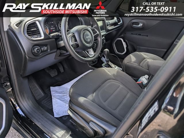 Used 2018 Black Jeep Latitude image 21
