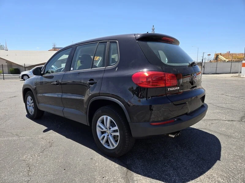 Used 2013 Black Volkswagen S image 3