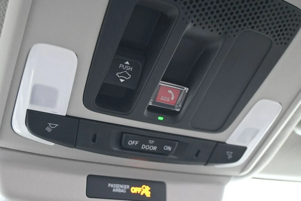 Used 2024 White Honda EX image 24