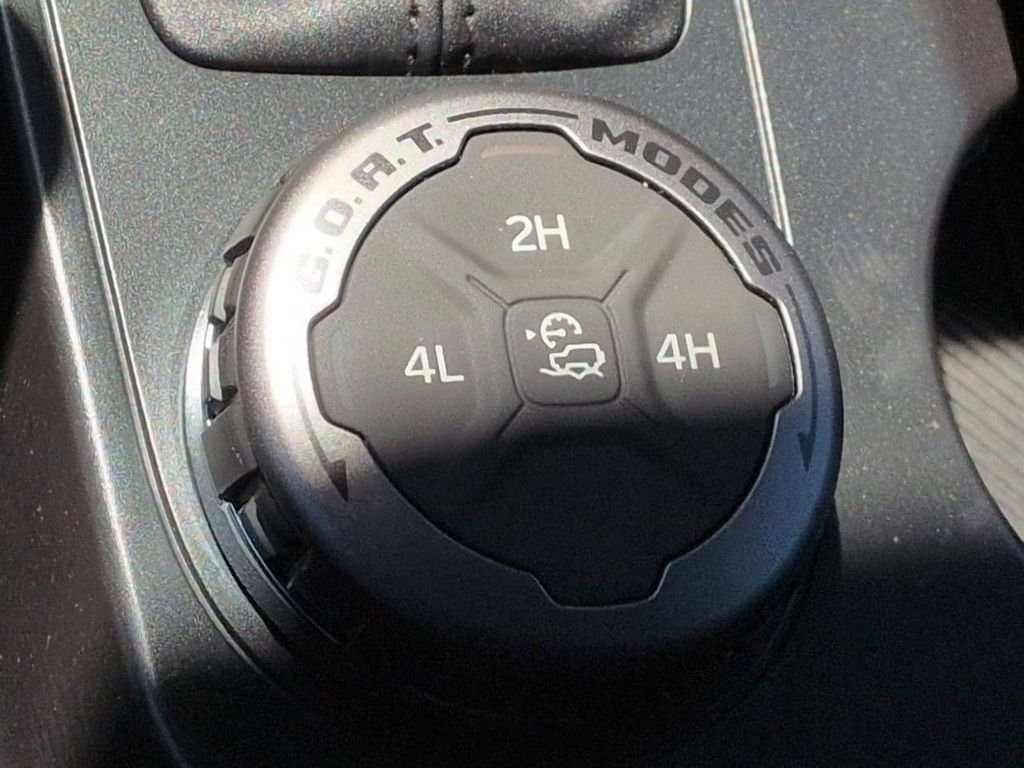 New 2026 Avalanche Gray Ford Big Bend® image 64