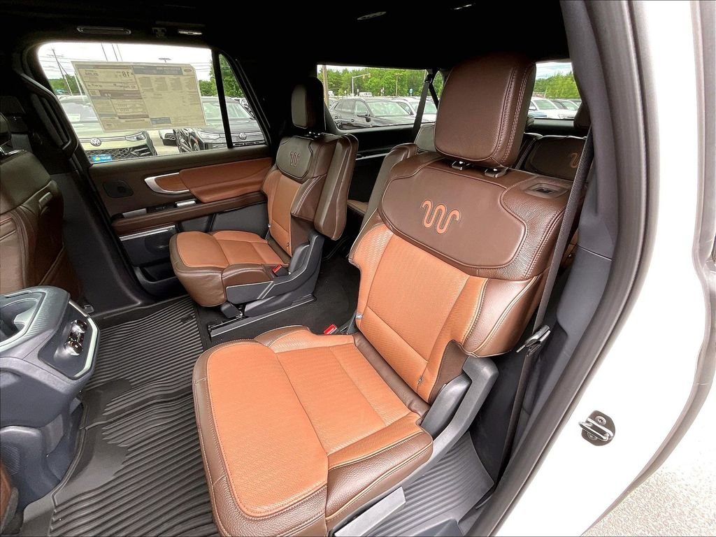 New 2026 Star White Metallic Tri-Coat Ford King Ranch image 15